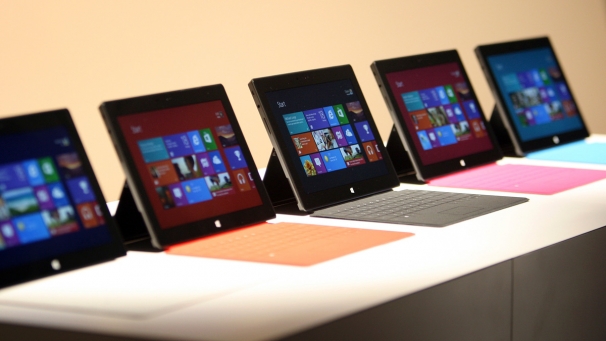 img_606X341_microsoft-surface-tablet-windows8-1906.jpg