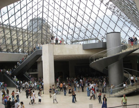 museo-de-louvre-paris-s.jpg