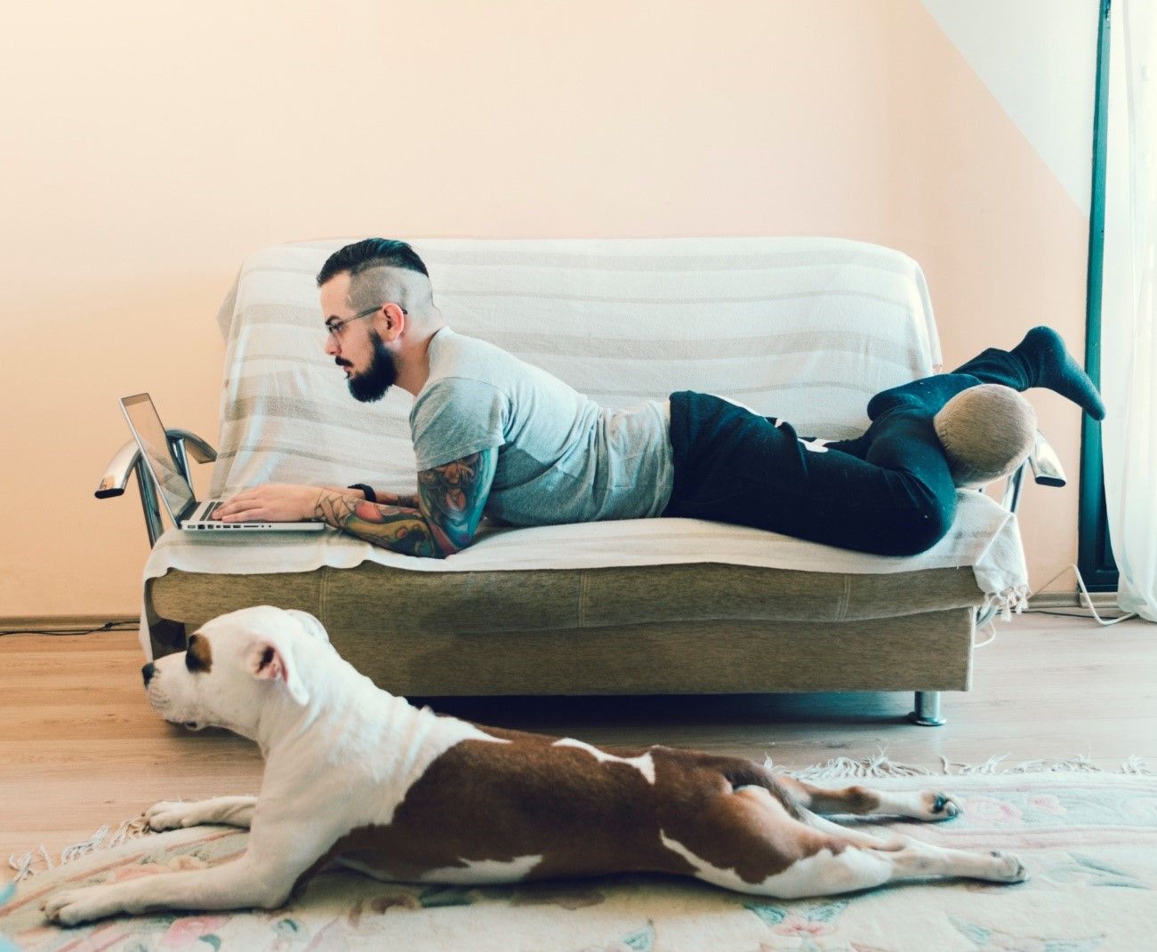 Teletrabajo: claves para su normalización y conservación de los beneficios