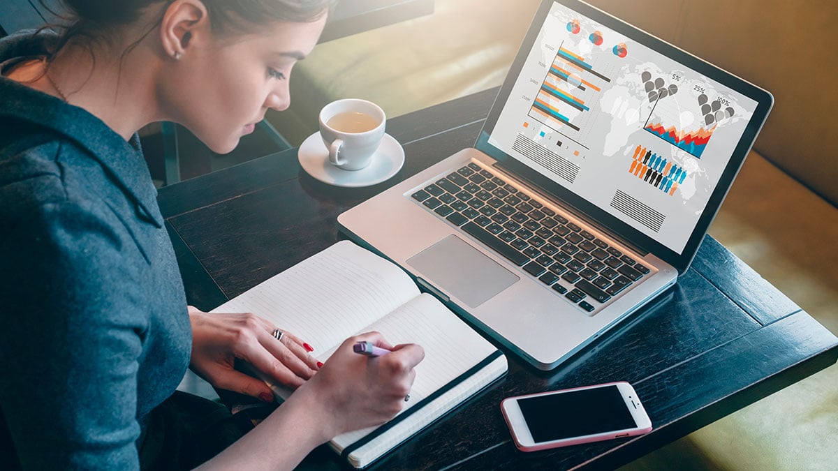 ¿Cuál es la plataforma virtual más adecuada para tu formación profesional?